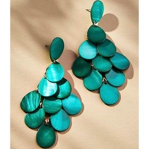 Anthropologie Scalloped Shell Drop Earrings Chandelier  Earrings NWT TOP RATED